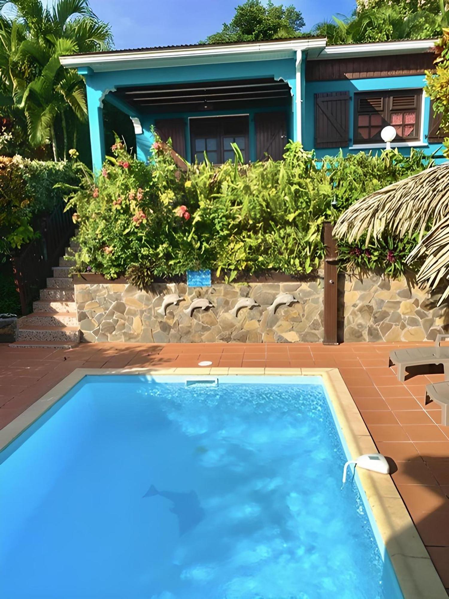 Les Villas Pameyaque 2 F2 Avec 1 Piscine Et 1 F3 Avec 1 Piscine, Superbe Vue Sur La Mer Riviere-Salee Luaran gambar