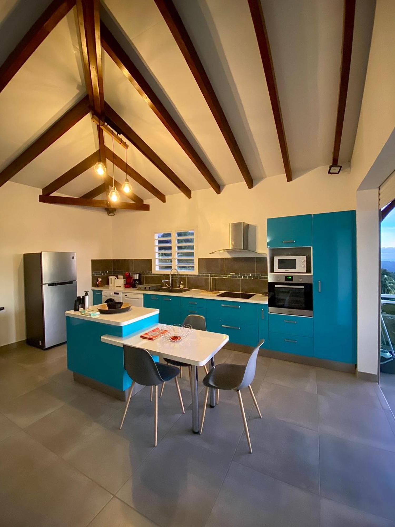 Les Villas Pameyaque 2 F2 Avec 1 Piscine Et 1 F3 Avec 1 Piscine, Superbe Vue Sur La Mer Riviere-Salee Luaran gambar