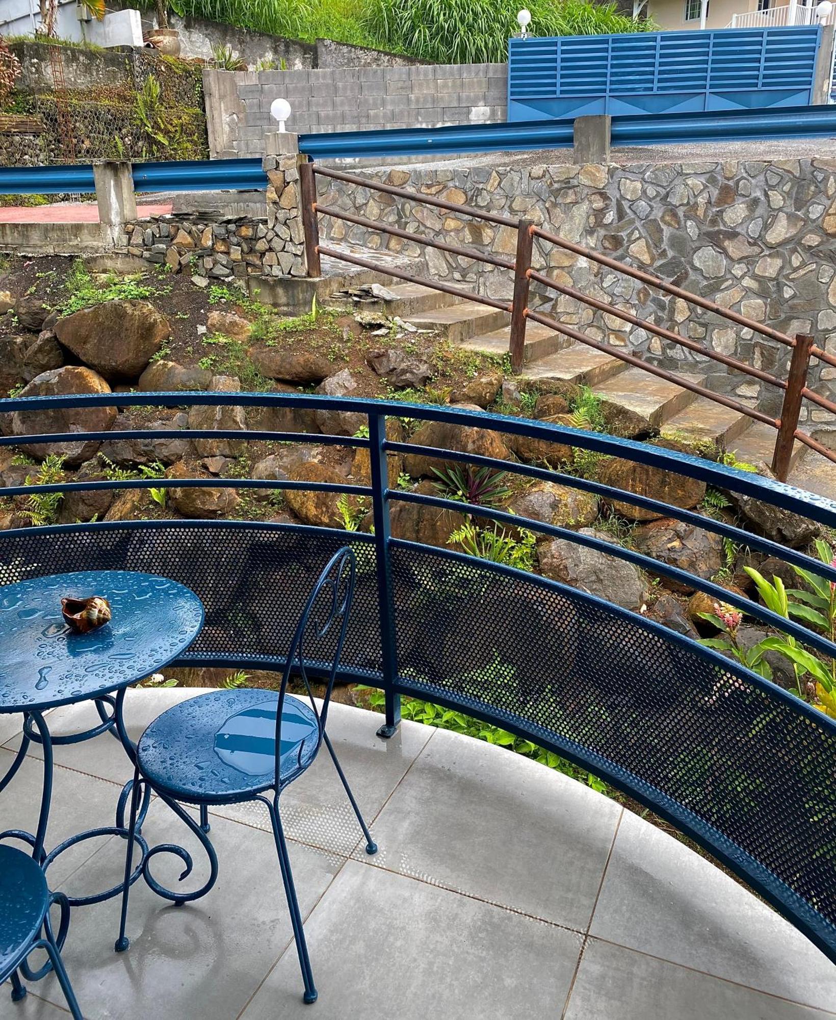 Les Villas Pameyaque 2 F2 Avec 1 Piscine Et 1 F3 Avec 1 Piscine, Superbe Vue Sur La Mer Riviere-Salee Luaran gambar