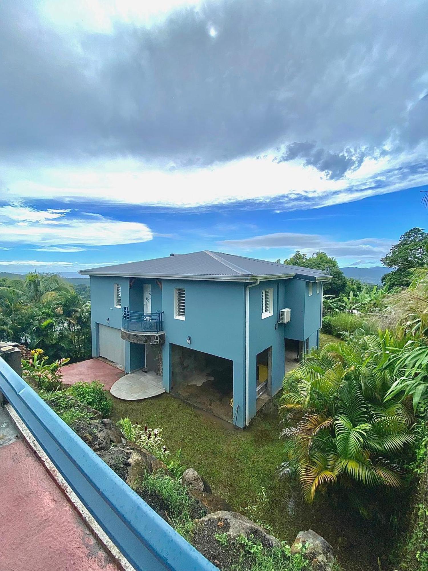 Les Villas Pameyaque 2 F2 Avec 1 Piscine Et 1 F3 Avec 1 Piscine, Superbe Vue Sur La Mer Riviere-Salee Luaran gambar
